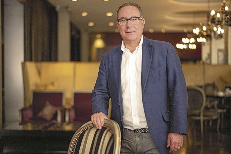 REFLEXIONES » Juan Vicente Pérez Aras es un politólogo y político